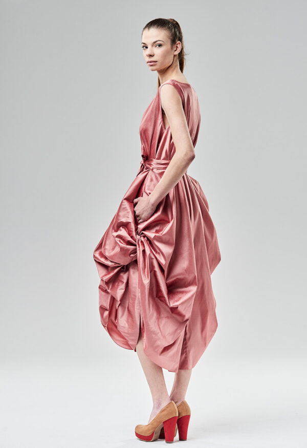 Sukienka spadochronowa kopertowa Viola Śpiechowicz 03