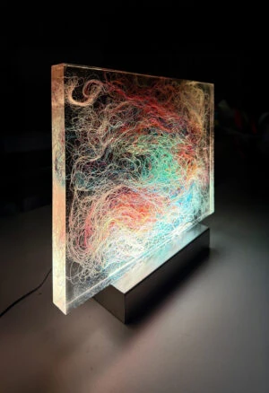 Lumisfera The Ebb and Flow – artystyczna lampa z żywicy, Viola Śpiechowicz, ujęcie 1